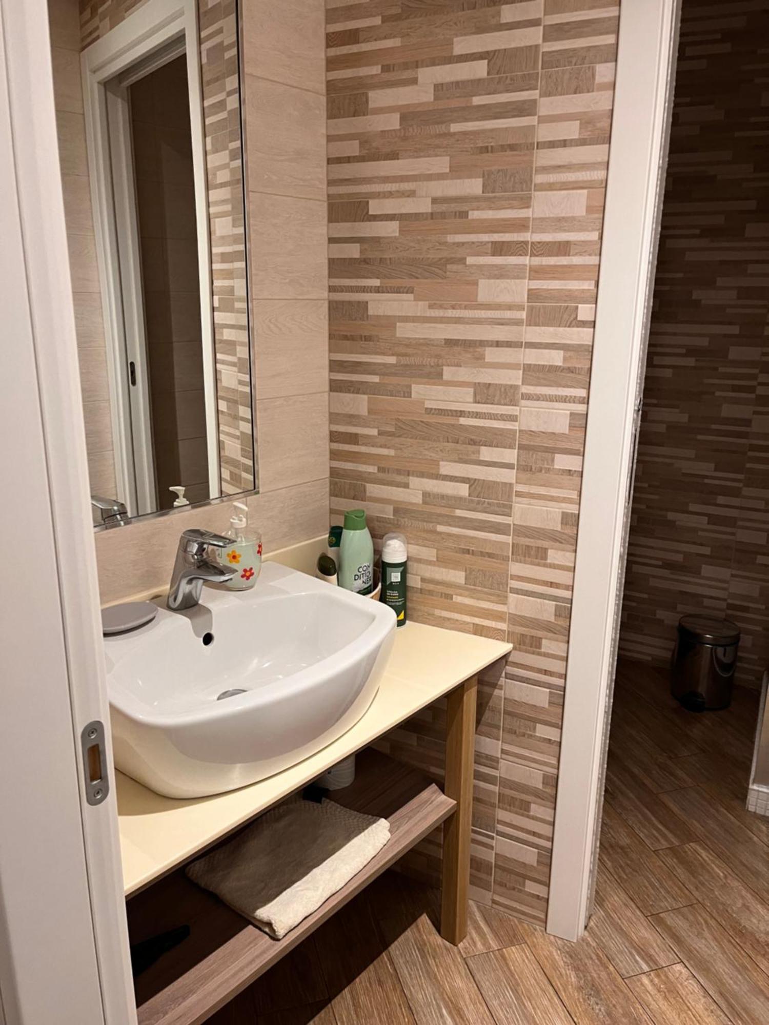 B&B Via Fontana Milano Eksteriør bilde