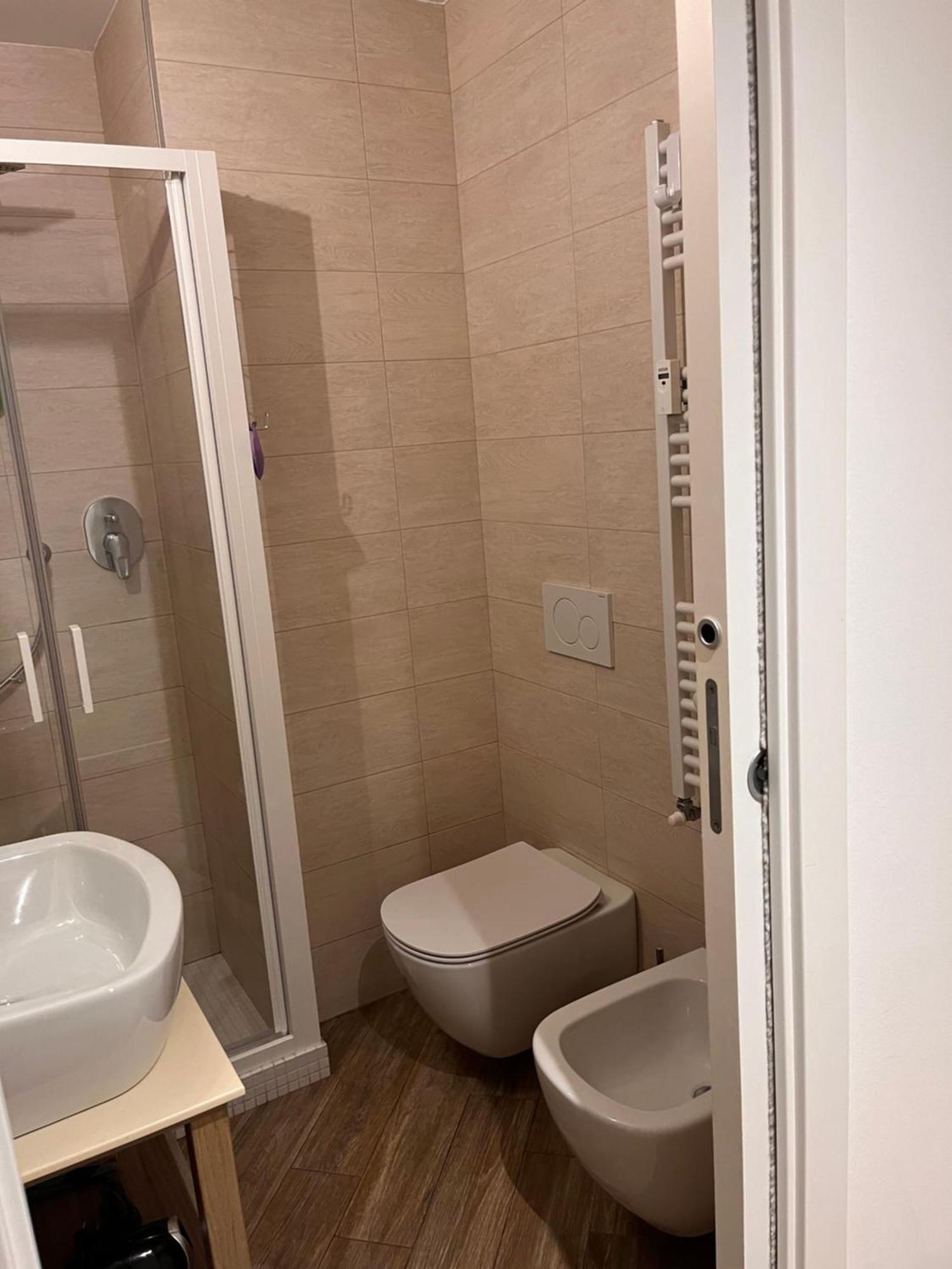 B&B Via Fontana Milano Eksteriør bilde