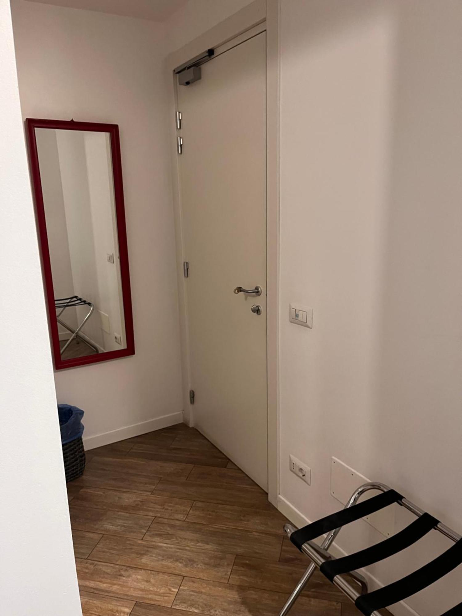 B&B Via Fontana Milano Eksteriør bilde